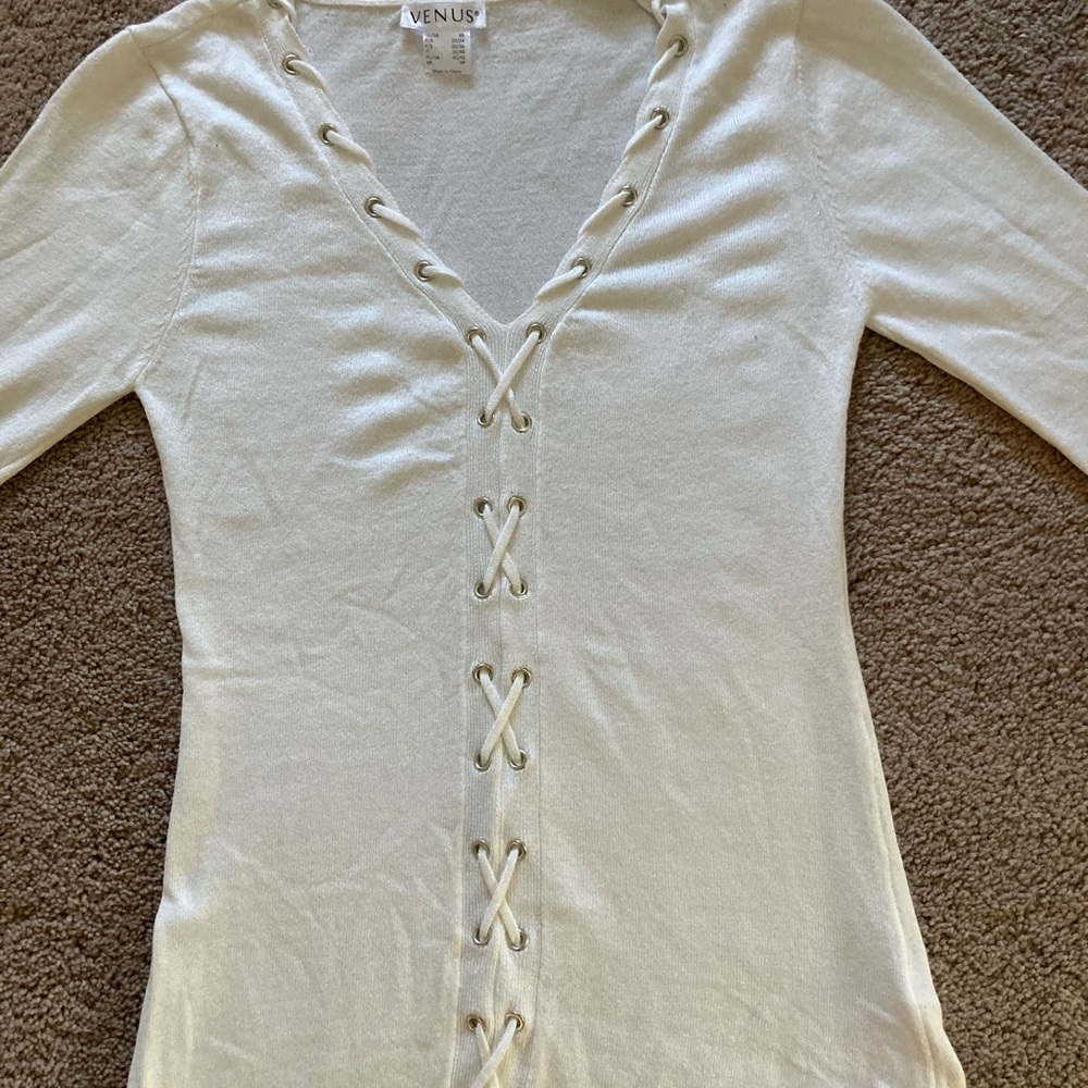 Venus lightweight sweater